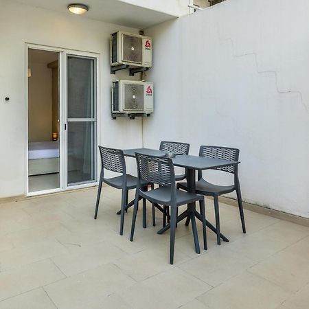 Superb 3Br Apt Close To Seafront Gzira Ruang foto