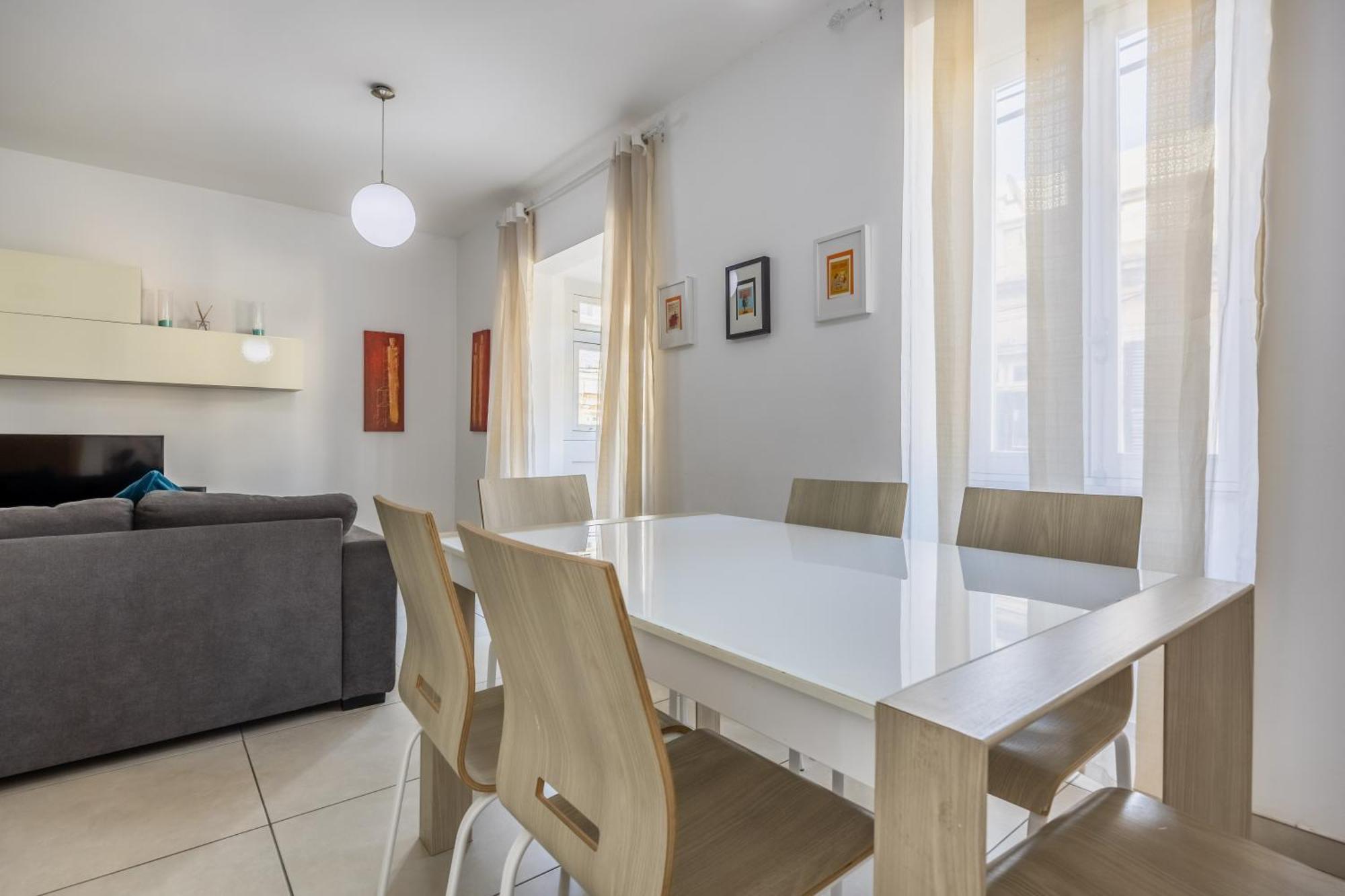 Superb 3Br Apt Close To Seafront Gzira Ruang foto